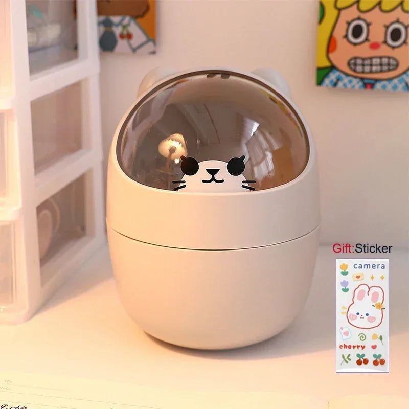 Corbeille à Papier Mini Mignonne Kawaii de Bureau Maison Créative avec Couvercle Boîte de Rangement de Bureau pour Chambre Porte-Stylo avec Autocollant Offert
